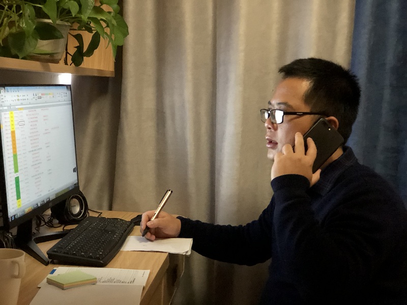 图3 罗俊懿老师连夜一对一电话排查学生情况.jpg